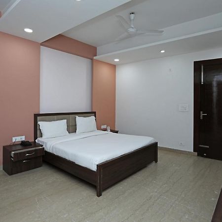 Spot On 74347 Satyam Bhawan Puri Exterior photo