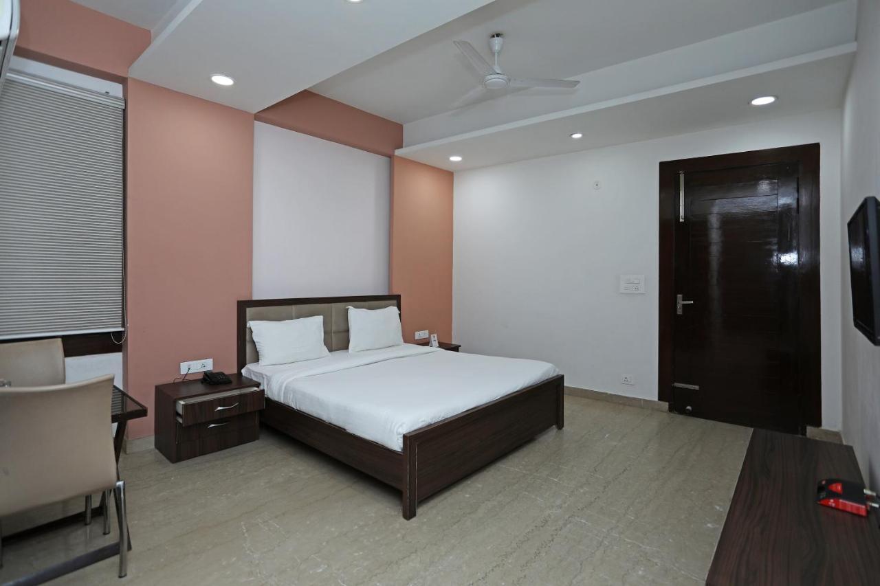 Spot On 74347 Satyam Bhawan Puri Exterior photo
